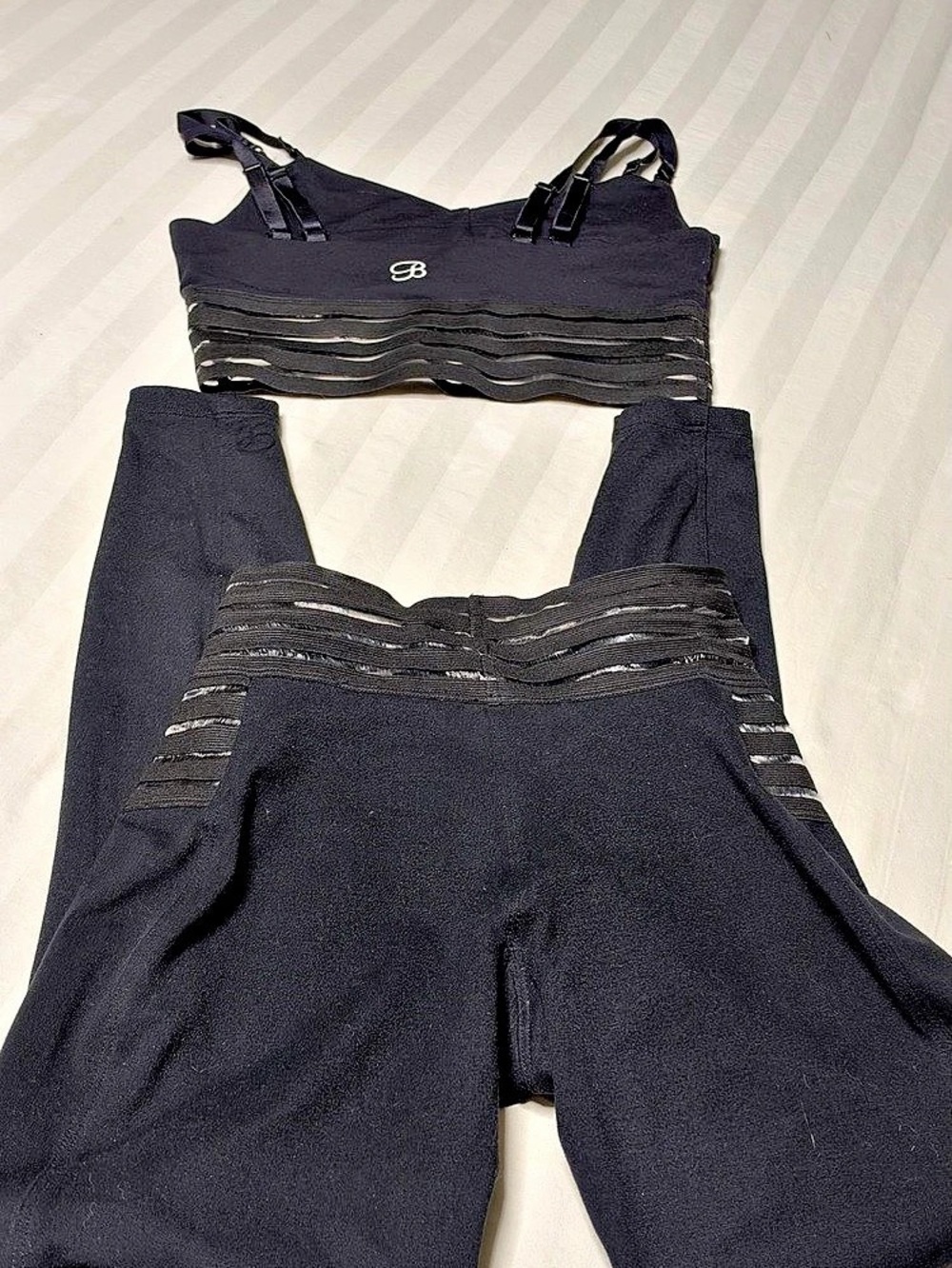 Bombshell Sportswear Black Leggings Size Small